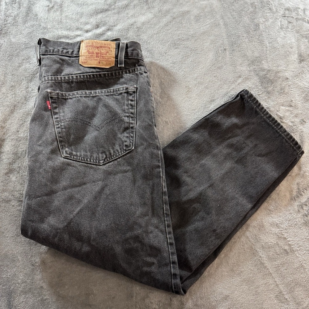 Vintage Levis 550 Mens 36x29 Black Denim Relax Tapered Jeans Red Tab Made In USA